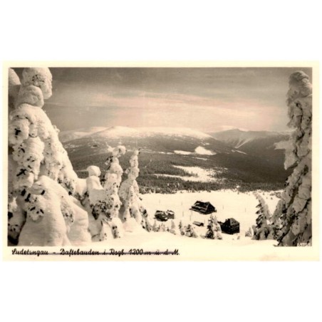 Sudetengau - Daftebauden i. Rsgb. 1200 m ü. d. M. 68758 / Rewers: Sudetengau - Riesengebirge. Daftebaude, Zineckerbaude u. Pensi