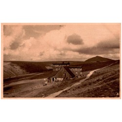 Foto: Dr. K. Procházka 1921. 59. Rennerbaude mit der Schneekoppe