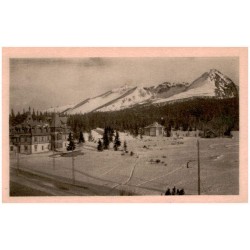 Štrbské pleso 1351 m. Pohľad od juhu.