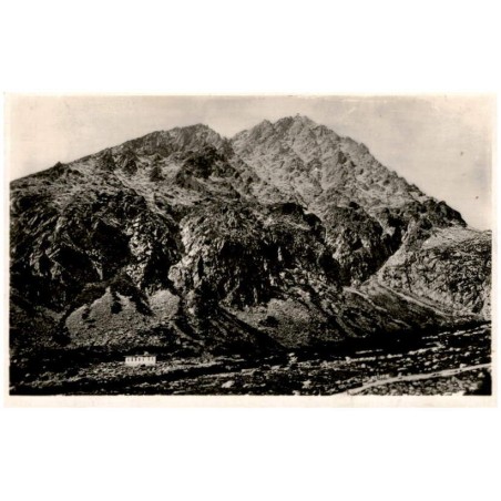 Vysoké Tatry. Sliezský dom 1680 m a Gerlachovka 2663 m. Hohe Tatra. Schlesierhaus 1680 m, Gerlsdorferspitze 2663 m. Magas Tátra.