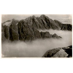 Vysoké Tatry. Stredehora a skupina Lomnického štítu. Hohe Tatra. Mittelgrat und Lomnitzer Gruppe. Magas Tátra. Középorom és Lomn