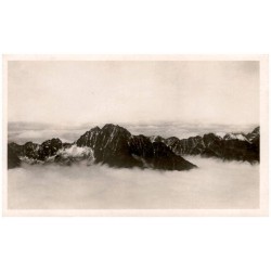 Vysoké Tatry, v levo Končistá, upostřed oba Gerlachovské štíty, v pravo Granáty a nad nimi Ľadový štít.