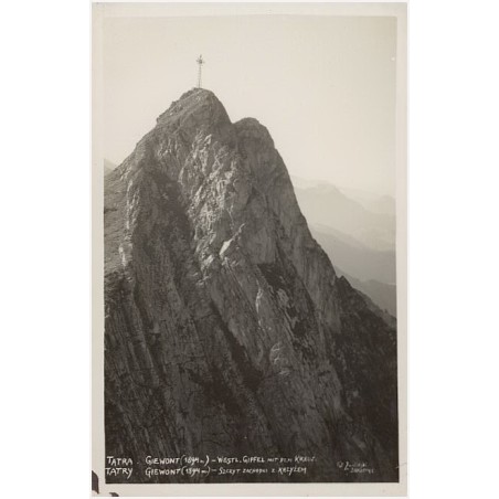 Tatra. Giewont (1894 m.) - Westl. Gipfel mit dem Kreuz. Tatry. Giewont (1894 m.) - Szczyt Zachodni z Krzyżem