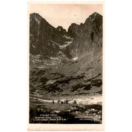 Skalnaté pleso 1752 m., s Lomnickým štítem 2634 m. 30