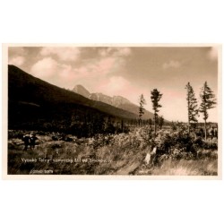 Vysoké Tatry: Lomnický štít od Smokovcov. 5979