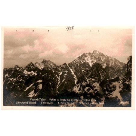 Vysoké Tatry: Pohlad s Rysóv na Východ. 1. Divá veža. 2. Východná Vysoká. 3. Bradovica. 4. Zadný Gerlach. 5. Gerlach, pod ním Ga