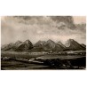 Vysoké Tatry. Vysoké Tatry s Popradu. Hohe Tatra. Die Hohe Tatra von Poprad aus. Magas Tátra. A Magas Tátra Poprádrol.