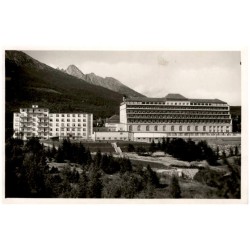 Nový Smokovec. Sanatorium V. P. Ú. V pozadie Lomnický štít.