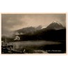 Vysoké Tatry: Kriváň a Štrbské pleso.