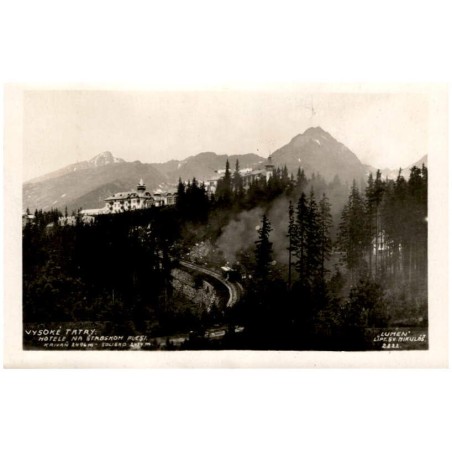 Vysoké Tatry: Hotele na Štrbskom Plesi. Kriváň 2496 m. - Solisko 2414 m. 2222.