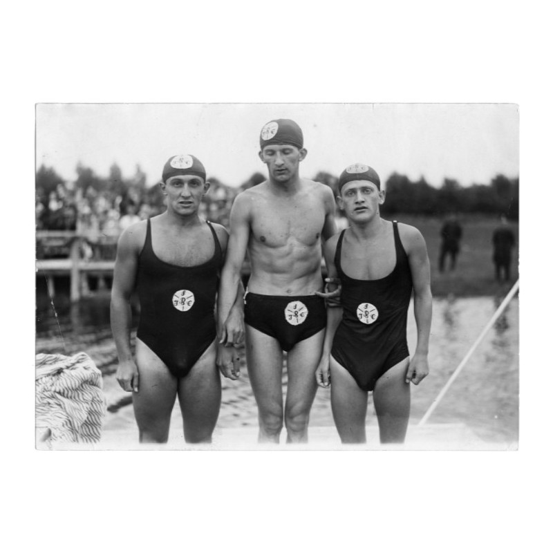 Nieustalone zawody pływackie w latach 30. XX wieku w Polsce