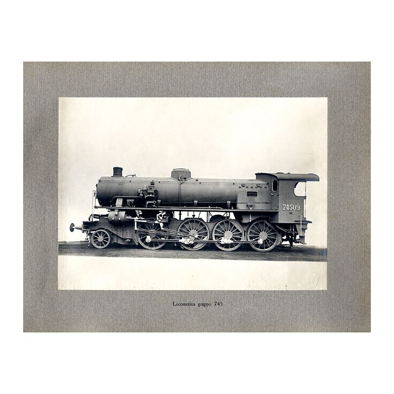 "Locomotiva gruppo 745" / parowóz klasy 1-4-0 serii 745 bez widocznego tendera włoskiej firmy Ansaldo
