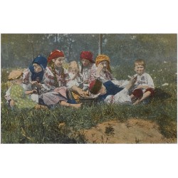 Typy ukraińskie / Укpaїнcькi типи. Ukrainische - ruthenischen Typen. Die Mahlzeit im Freien